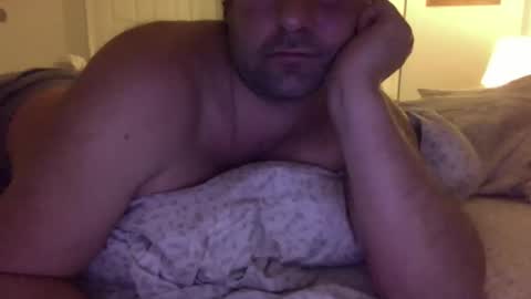 Snapshot of rickk2025 chatting on December 2, 3:23 am rickk2025 online show from December 2, 3:23 am