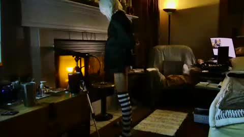 PINK HOLE TWINK online show from January 17, 3:55 am