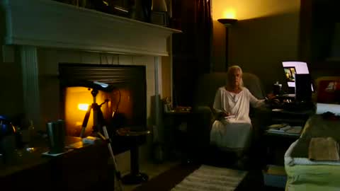 PINK HOLE TWINK online show from February 8, 5:18 am