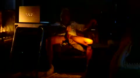 PINK HOLE TWINK online show from April 7, 5:08 am