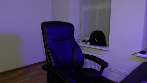 RICKY BECKO online show from February 14, 10:50 pm