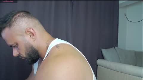 Snapshot of rickymiami1 chatting on July 18, 6:34 pm rickymiami1 online show from July 18, 6:34 pm