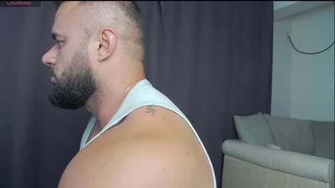 Snapshot of rickymiami1 chatting on July 21, 7:05 pm rickymiami1 online show from July 21, 7:05 pm
