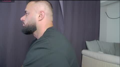 Snapshot of rickymiami1 chatting on July 23, 6:17 pm rickymiami1 online show from July 23, 6:17 pm