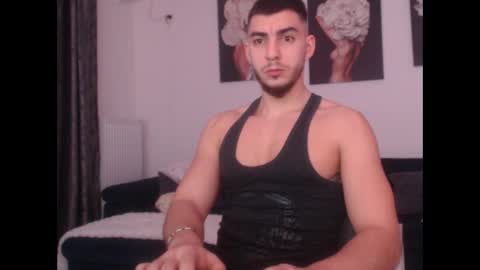 Snapshot of riderrandy chatting on February 28, 11:56 pm Rider Randy online show from February 28, 11:56 pm