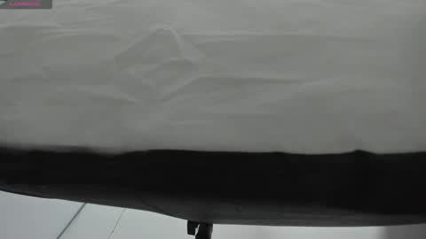 Rihanna hotx online show from February 8, 3:10 am