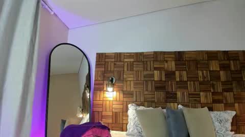 Sara online show from November 26, 10:16 am