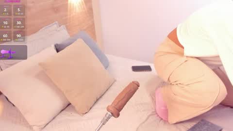 Snapshot of rihannadeep chatting on May 26, 10:00 am Sara online show from May 26, 10:00 am