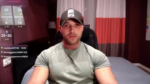 Snapshot of rikadler chatting on November 16, 4:01 pm rikadler online show from November 16, 4:01 pm