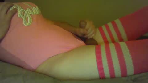 Snapshot of riley_belle98 chatting on December 26, 8:39 am riley_belle98 online show from December 26, 8:39 am