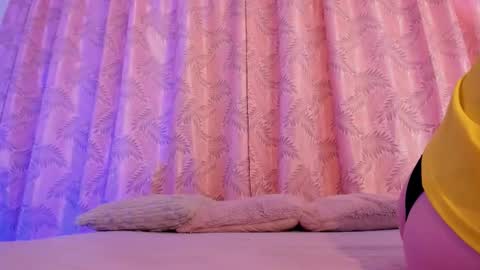 Snapshot of riley_bensongh chatting on September 21, 9:05 pm Riley online show from September 21, 9:05 pm