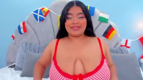 riley_dolly online show from July 5, 11:34 pm