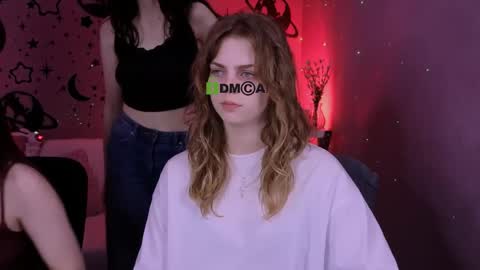 Meow online show from April 15, 7:21 pm