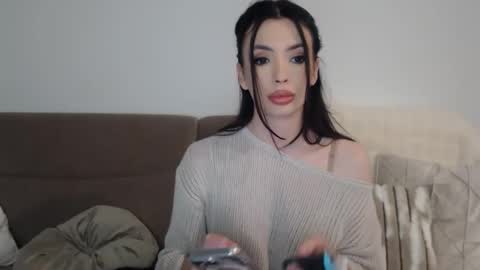 RileyEve online show from October 27, 9:52 pm