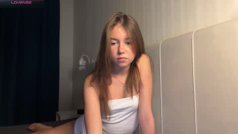 Snapshot of rin_the_mermaid chatting on October 8, 8:50 pm RIn online show from October 8, 8:50 pm