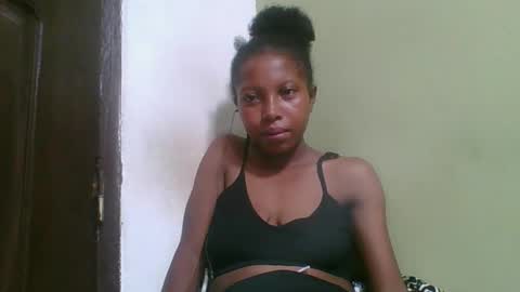 rinah654271 online show from February 5, 7:07 pm