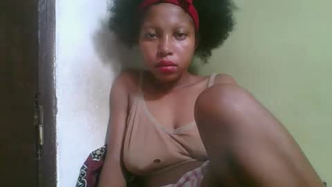 rinah654271 online show from March 13, 4:24 pm