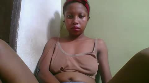 rinah654271 online show from March 26, 6:52 am