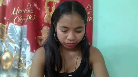 Snapshot of rinah856024 chatting on February 10, 8:10 pm rinah856024 online show from February 10, 8:10 pm