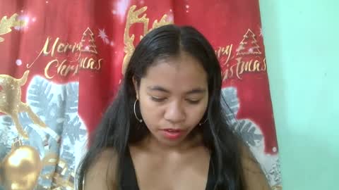 Snapshot of rinah856024 chatting on February 11, 11:10 am rinah856024 online show from February 11, 11:10 am
