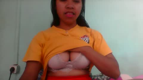 rinah856024 online show from November 15, 6:00 am