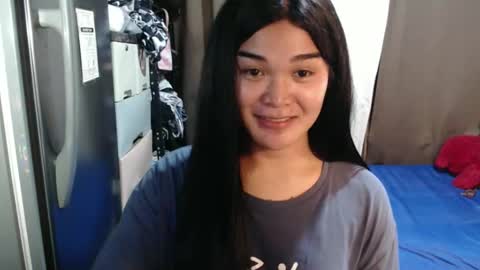 Snapshot of rinayui chatting on September 25, 9:46 am Rina online show from September 25, 9:46 am