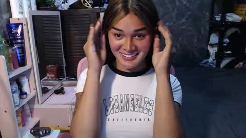 Snapshot of rinayui chatting on March 9, 4:16 am Rina online show from March 9, 4:16 am