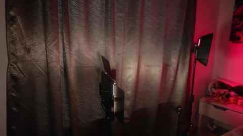    online show from January 9, 8:43 pm