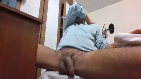 Snapshot of rinobogota chatting on June 21, 3:42 am Ruben D online show from June 21, 3:42 am