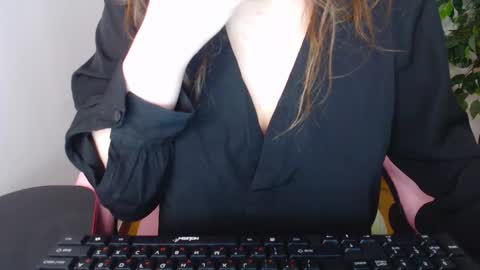 Snapshot of ripe_cherries chatting on September 20, 8:10 pm Ripe cherries online show from September 20, 8:10 pm