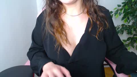 Snapshot of ripe_cherries chatting on September 23, 8:12 pm Ripe cherries online show from September 23, 8:12 pm