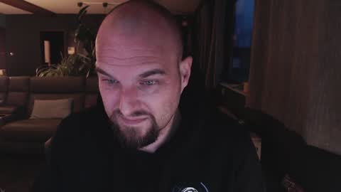 Snapshot of ripp3r chatting on December 7, 4:03 pm Jack online show from December 7, 4:03 pm