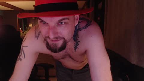 Snapshot of ripp3r chatting on December 17, 9:27 pm Jack online show from December 17, 9:27 pm