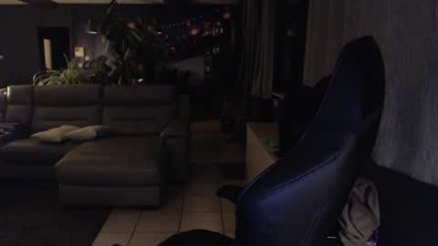 Snapshot of ripp3r chatting on December 20, 12:08 am Jack online show from December 20, 12:08 am