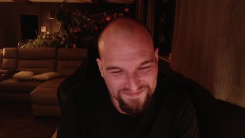 Snapshot of ripp3r chatting on December 28, 5:57 pm Jack online show from December 28, 5:57 pm