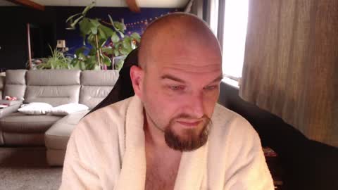 Snapshot of ripp3r chatting on December 31, 9:21 am Jack online show from December 31, 9:21 am