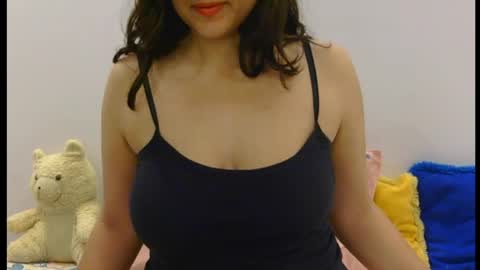 Riri online show from April 13, 5:18 pm