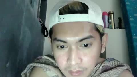 ririhoee online show from April 3, 7:34 pm