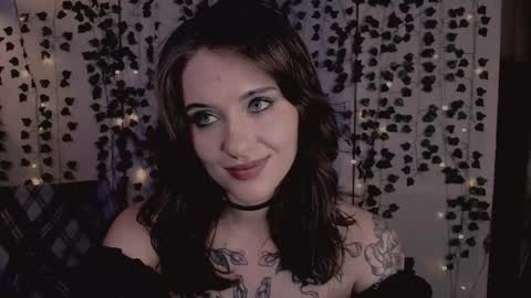 Snapshot of risha_laass chatting on November 21, 8:18 pm risha_laass online show from November 21, 8:18 pm