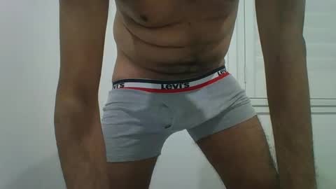 Snapshot of rishavb1991 chatting on June 5, 10:32 am rishavb1991 online show from June 5, 10:32 am