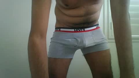 Snapshot of rishavb1991 chatting on June 23, 4:43 am rishavb1991 online show from June 23, 4:43 am