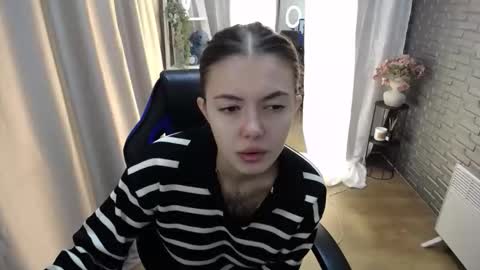 Snapshot of ritaneer chatting on October 5, 8:12 am ritaneer online show from October 5, 8:12 am