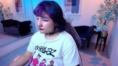Snapshot of ritsuka_berry chatting on May 16, 7:56 pm Ritsuka online show from May 16, 7:56 pm