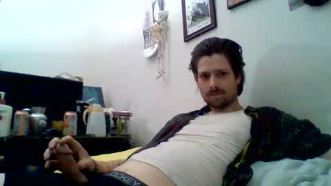 riverphoenix575584 online show from March 29, 12:38 pm