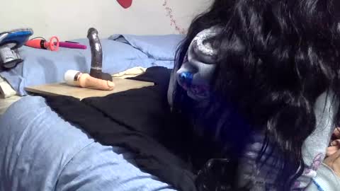 Snapshot of riversaint chatting on January 12, 3:14 pm River Saint online show from January 12, 3:14 pm