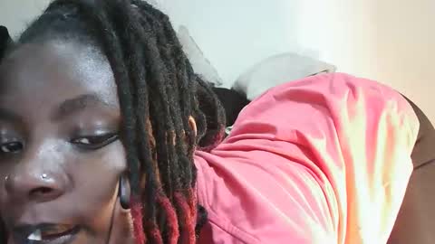 rlessing2 online show from March 13, 11:33 pm