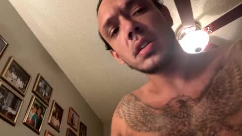 Snapshot of rluxe2676 chatting on January 23, 3:05 am BwC4Breed online show from January 23, 3:05 am