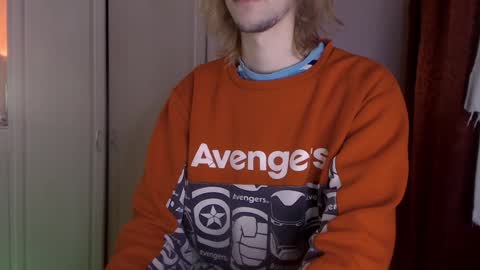 Mikey online show from December 12, 11:18 am