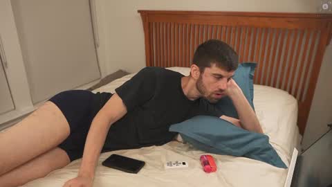 Ryan aka KeylimeRy online show from June 16, 5:43 am
