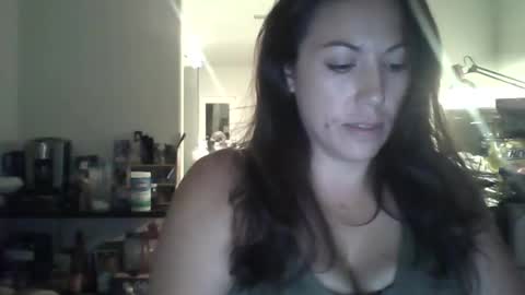 Snapshot of rnrbeauty99 chatting on October 18, 8:48 am rnrbeauty99 online show from October 18, 8:48 am